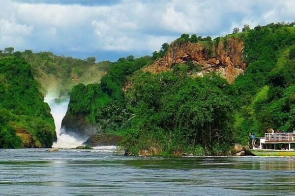 Classic Uganda Wildlife Safari Classic Uganda Wildlife Safari