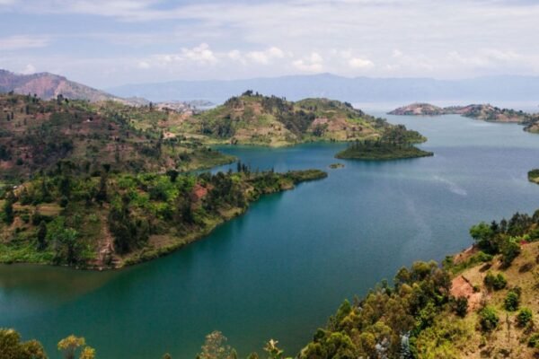 Rwanda Honeymoon Tour Rwanda Honeymoon Tour